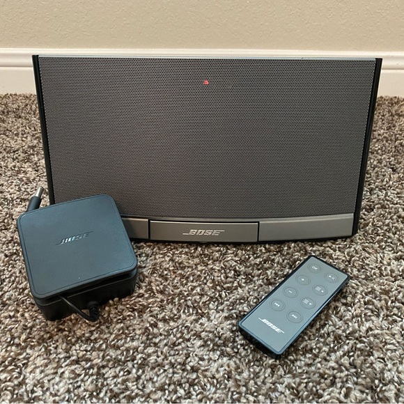Bose Portable Audio & Video Bose Sounddock With Power Charge Cord And Remote Poshmark